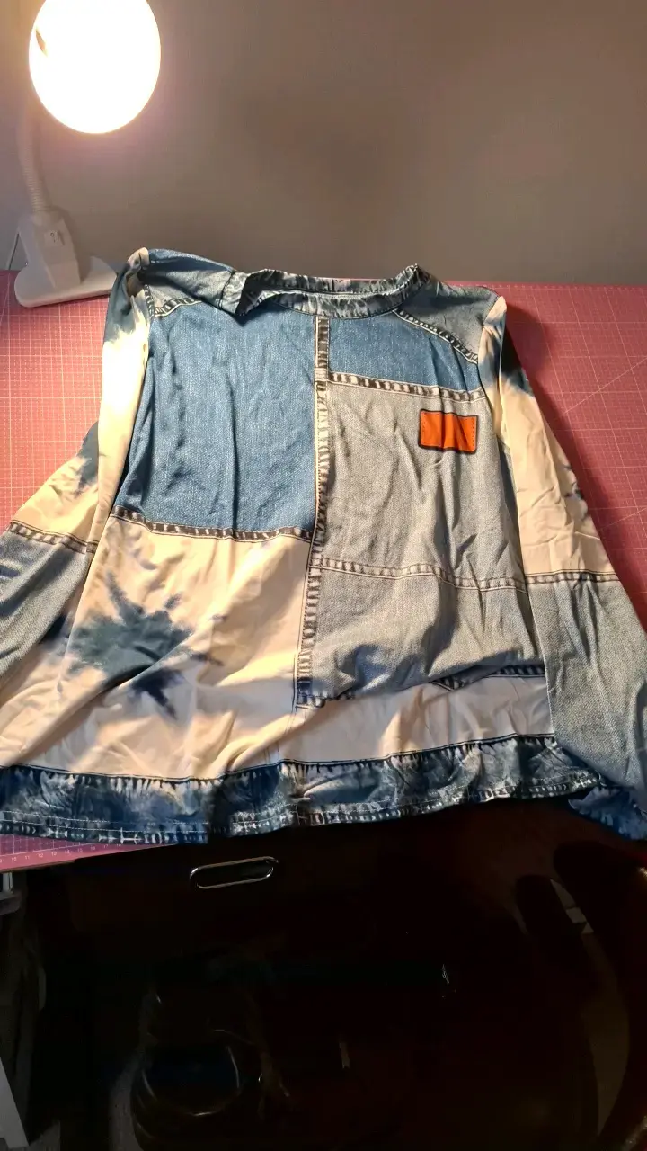 Polera de algodón con diseño patchwork