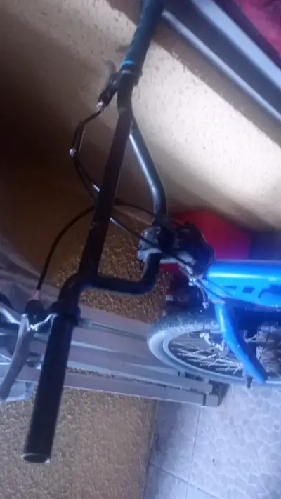 Bicicleta BMX azul para niños - miniatura 6