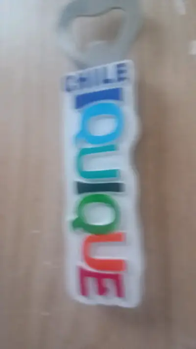 Destapador de botellas Iquique Chile colorido - miniatura 2