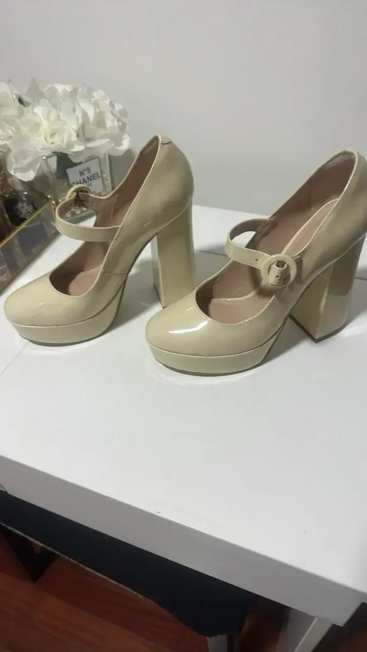 Zapatos de tacón alto beige con correa Grace - 2