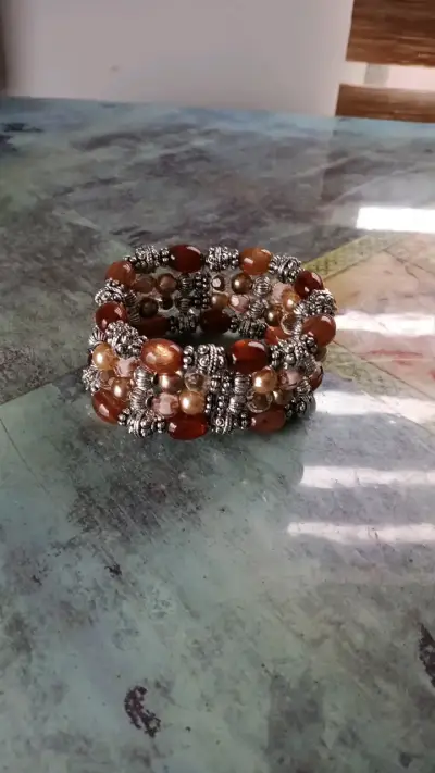Pulsera elástica de cuentas multicolor - miniatura 1