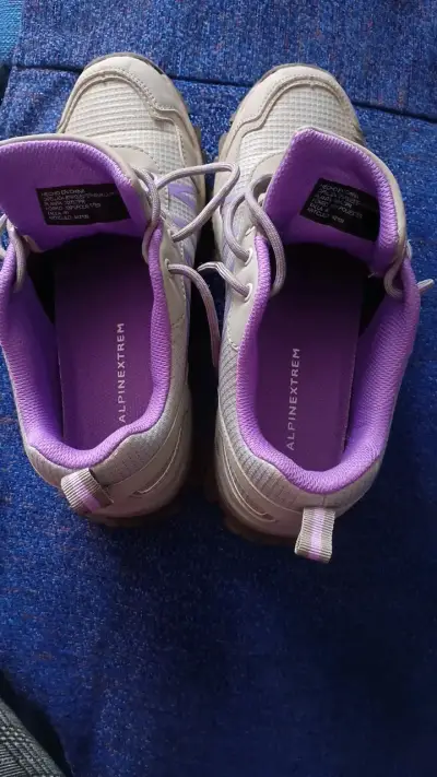 Zapatillas de trekking Alpina gris y morado - miniatura 3