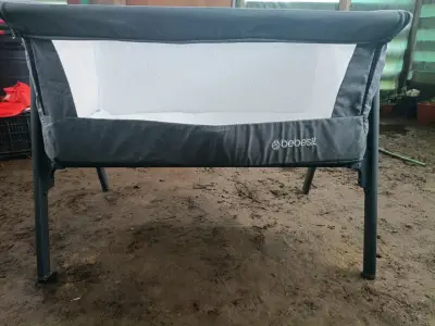 Cuna colecho Bebesit gris en buen estado - miniatura 1