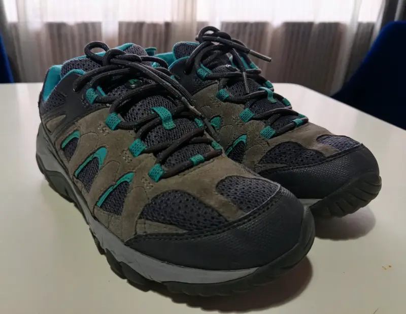 Zapatillas #38,senderismo Merrell gris y turquesa - 1