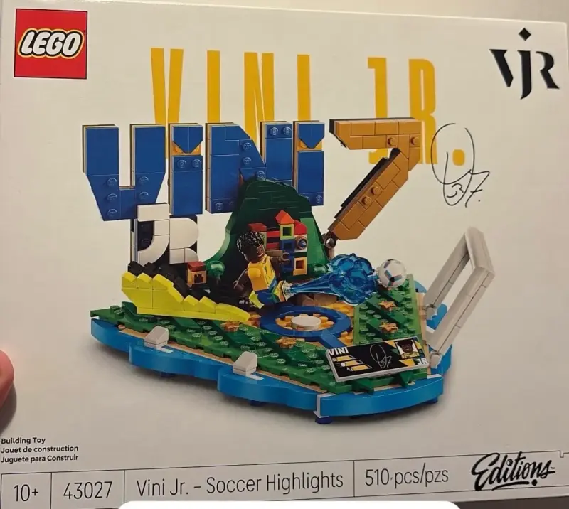 LEGO Vini Jr.