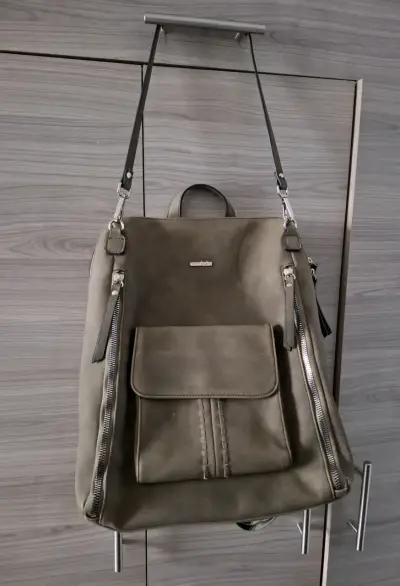 Mochila de cuero sintético color caqui Azaleia - miniatura 1