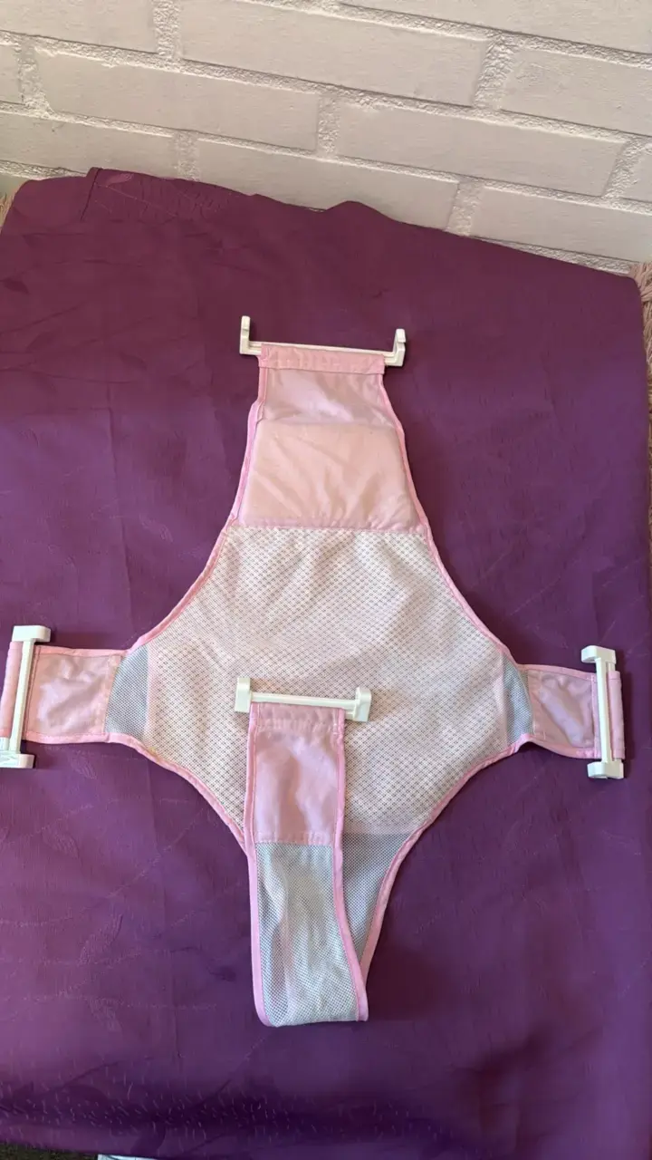 Arnés de seguridad para bebé rosa en bañera - 2