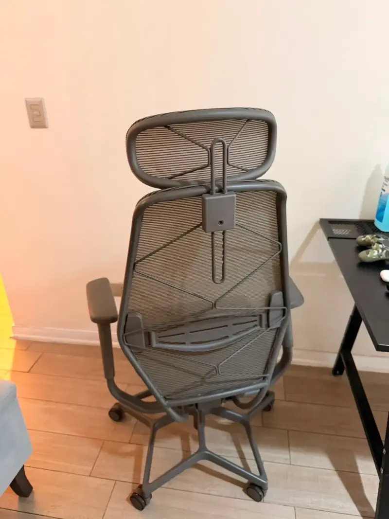 Silla ergonómica de oficina con respaldo de malla - 3