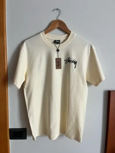 Polera Stussy beige - miniatura 1