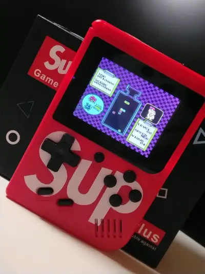 Consola portátil retro Sup Plus roja - miniatura 1
