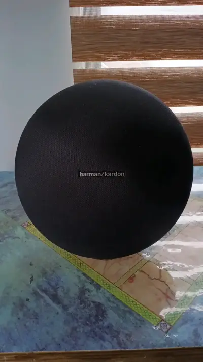 Parlante Bluetooth Harman Kardon Onyx Studio 4 - miniatura 1