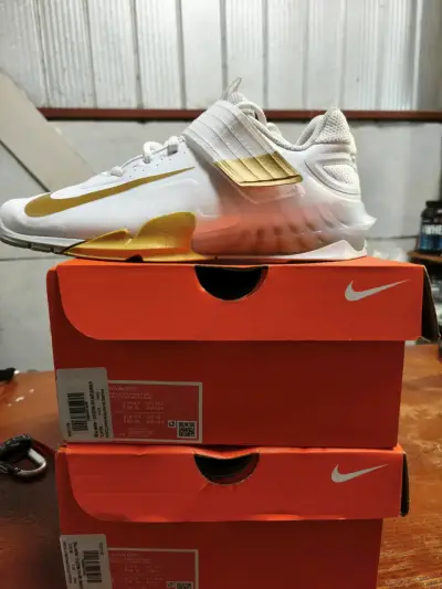 Zapatillas deportivas Nike Savaleos haltero - miniatura 4