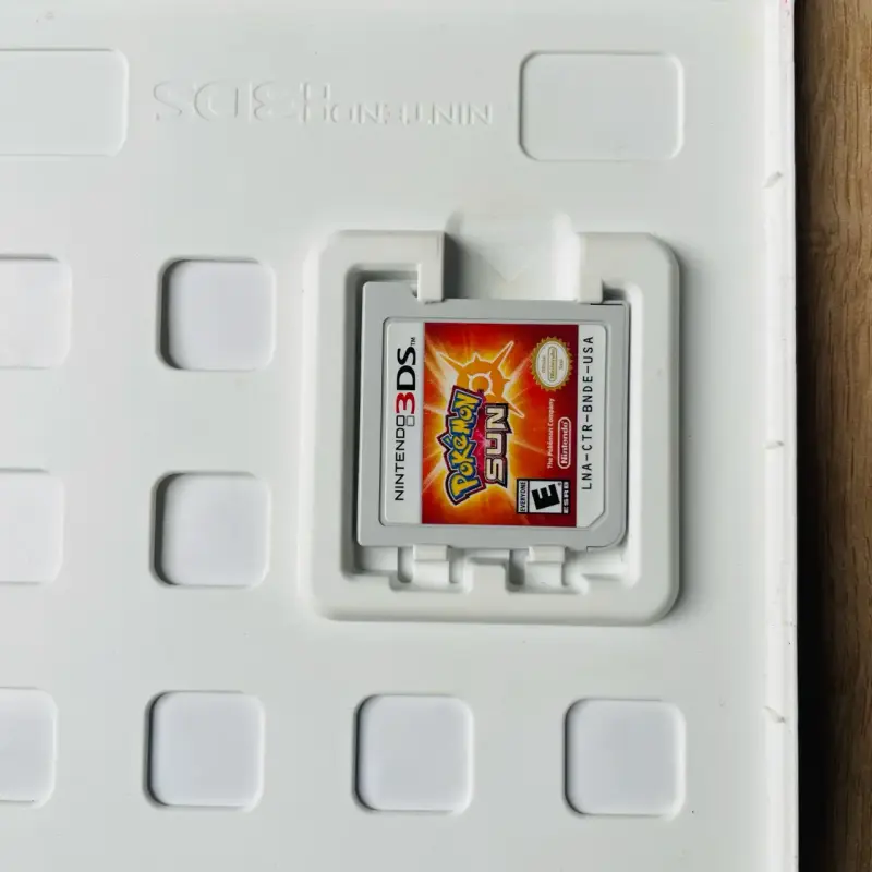 Juego Pokémon Sun para Nintendo 3DS en buen estado - 4
