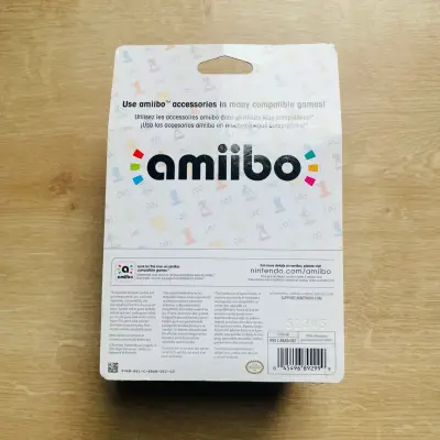Figura Amiibo Boo Super Mario que brilla en la oscuridad - miniatura 2