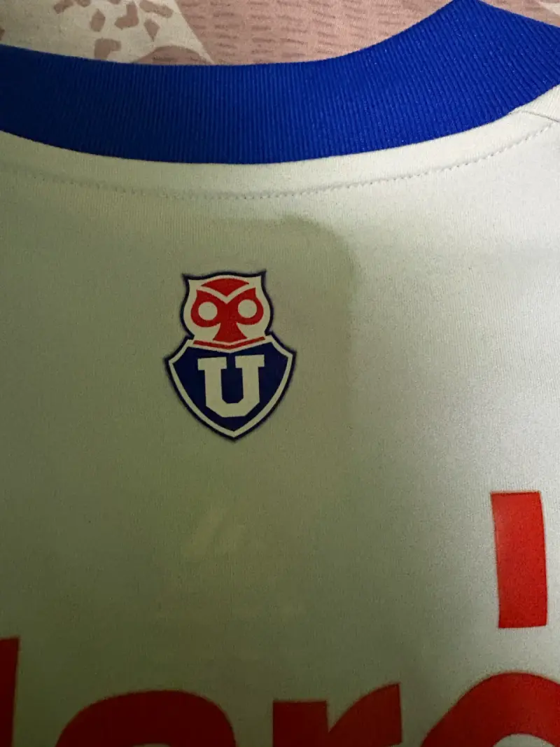 Camiseta Universidad de Chile Adidas año 2012 - 4