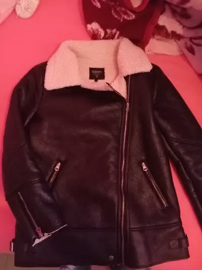Chaqueta de cuero sintético con chiporro - miniatura 1