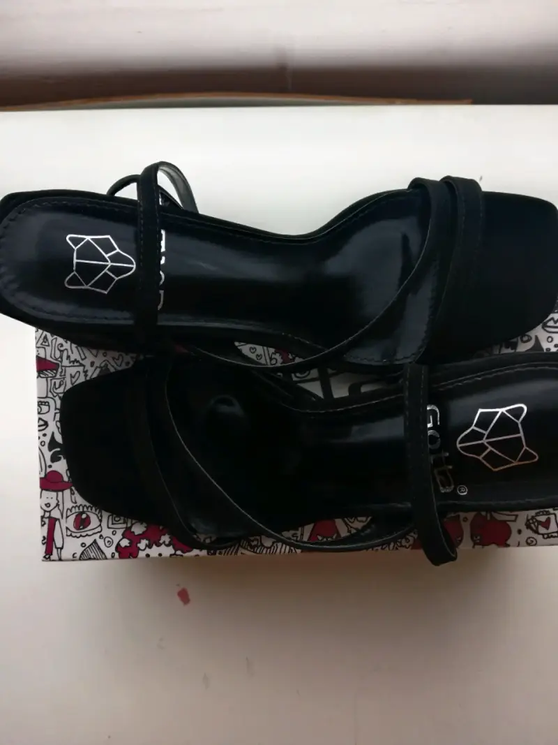 Sandalias de Tacón Negro MyGotta Elegantes - 2