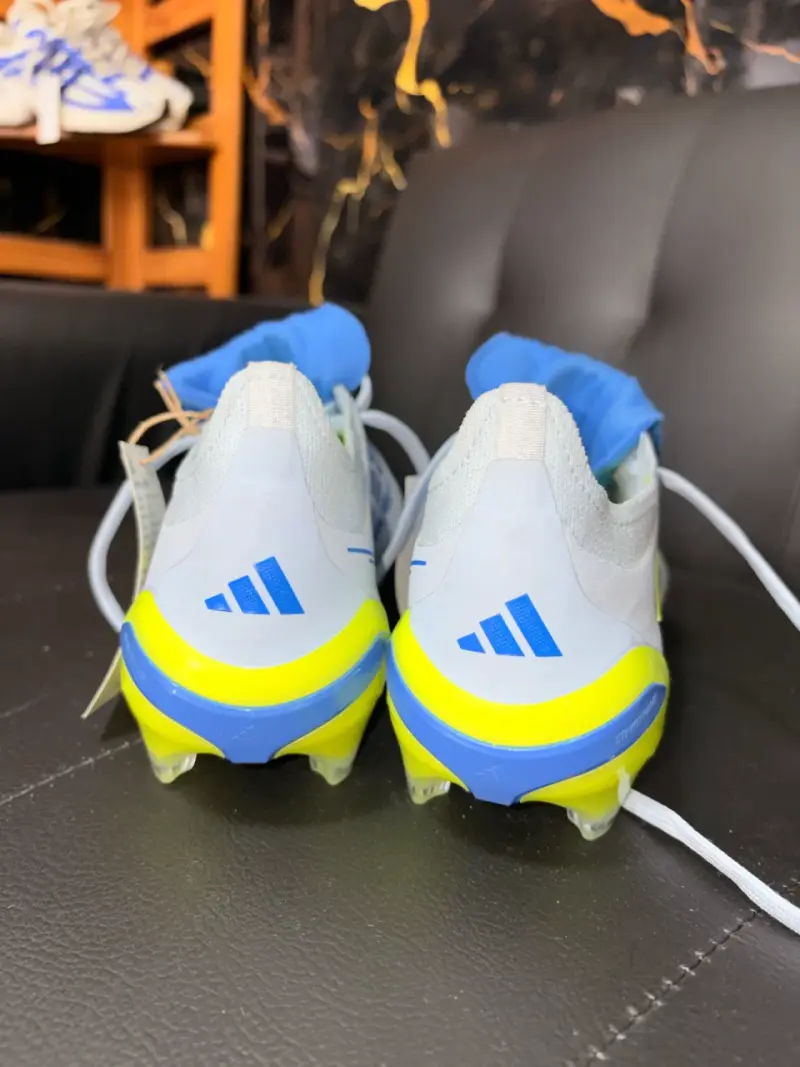 Botines de fútbol Adidas Predator profesionales - 5