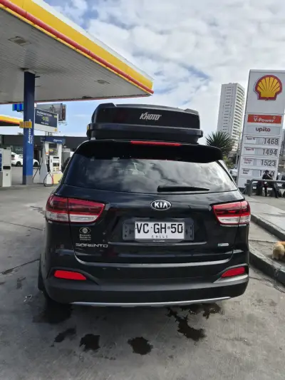 Kia Sorento SUV con portaequipaje - miniatura 5