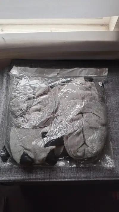 Pantuflas de felpa gris talla 40/41 - miniatura 1