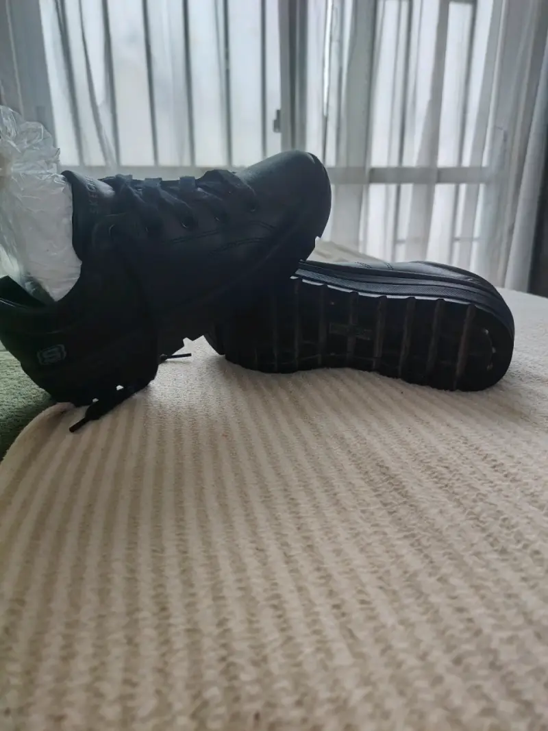 Zapatillas negras Skechers para hombre - 2