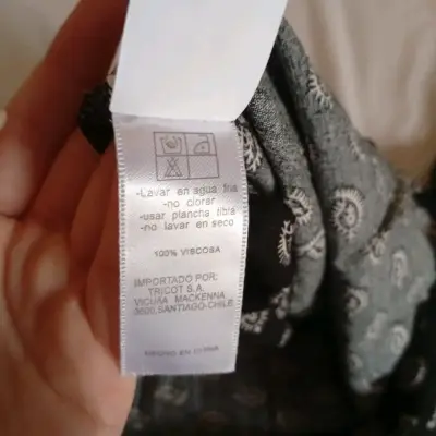 Blusa estampada de viscosa Abstracts - miniatura 3
