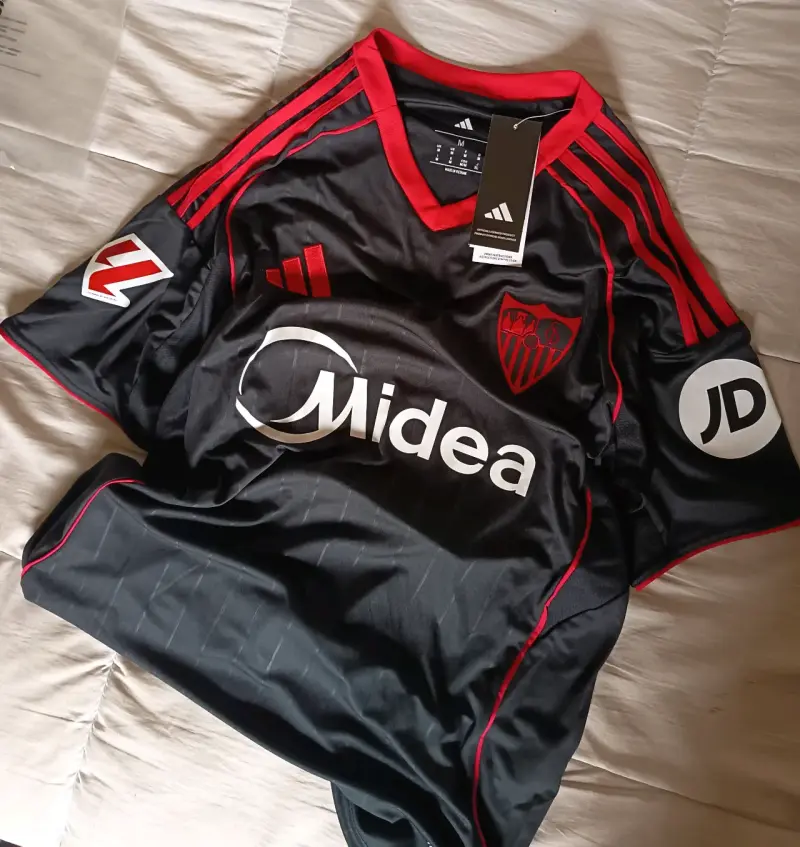 Camiseta Sevilla 25/26  talla M - 1