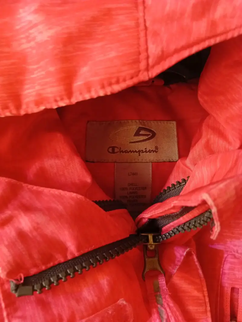 Chaqueta impermeable Champion rosada - 1