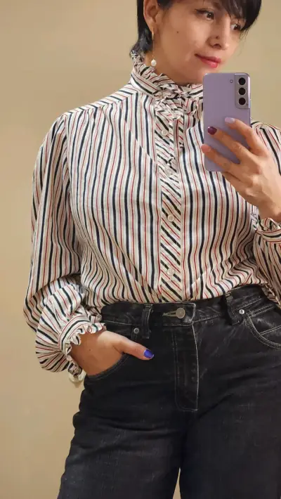 Blusa de rayas multicolor para mujer - miniatura 1