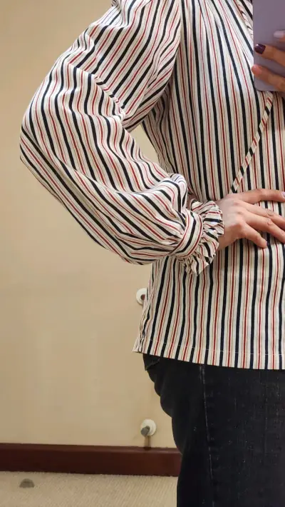 Blusa de rayas multicolor para mujer - miniatura 3