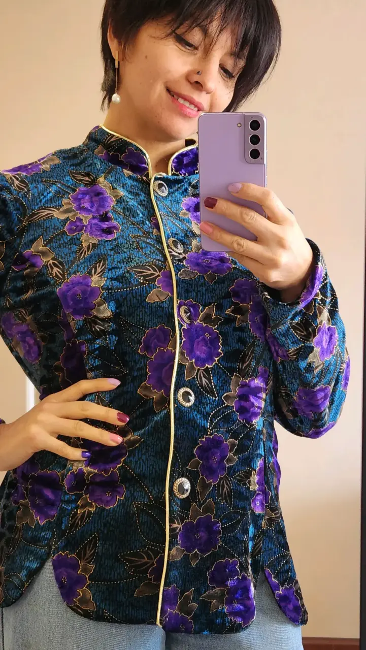 Chaqueta floral de terciopelo azul y morado - 1