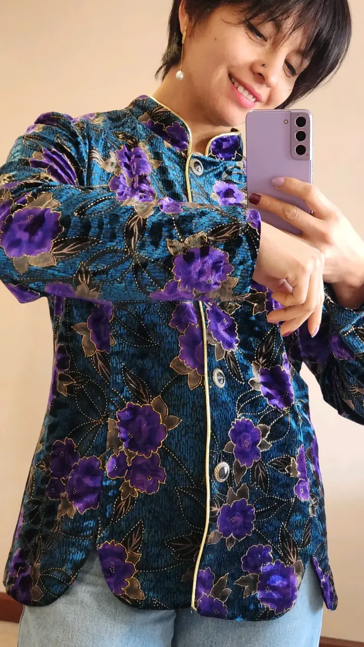 Chaqueta floral de terciopelo azul y morado - 3