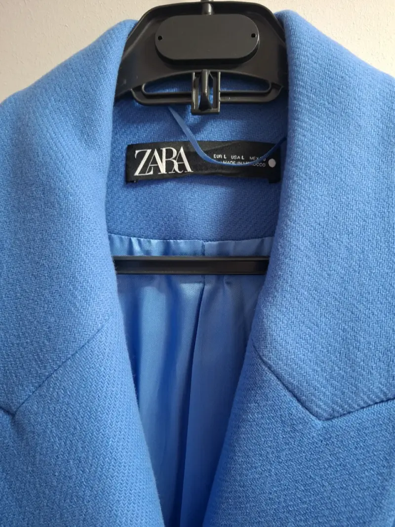 Abrigo azul largo Zara en buen estado - 4