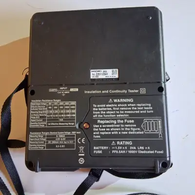 Probador de aislamiento Hioki IR4056 con cables - miniatura 3