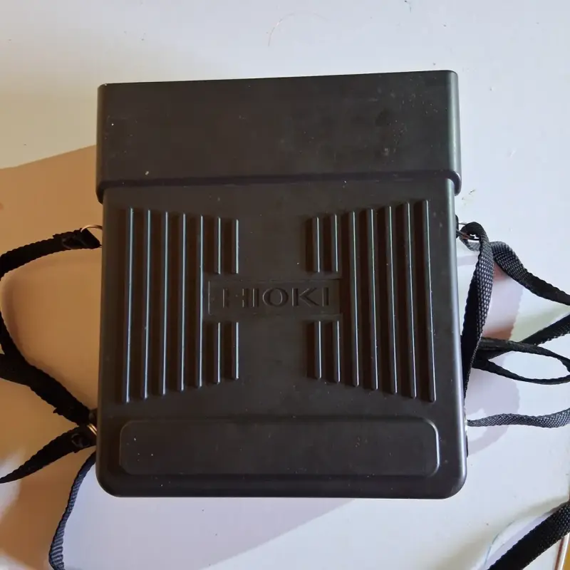 Probador de aislamiento Hioki IR4056 con cables - 4