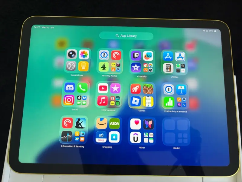 iPad 11” 128 GB Wi-Fi | Chip A14 Bionic | Como - 1