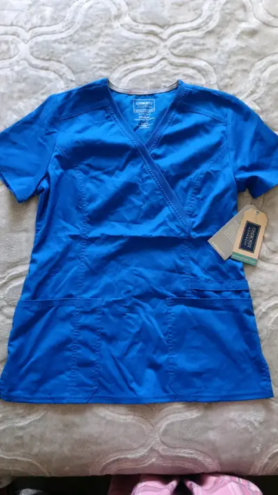 Polera clinica Cherokee nueva talla S - miniatura 1
