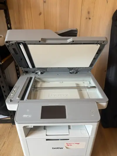 Impresora multifuncional Brother MFC-L6900DW - miniatura 3