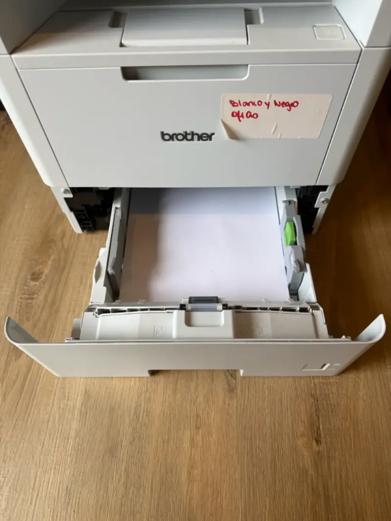 Impresora multifuncional Brother MFC-L6900DW - 4
