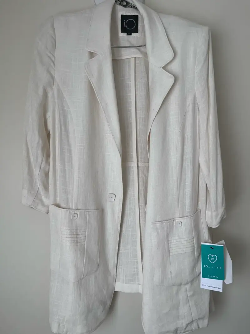 Blazer de lino beige para mujer IO Life - 1