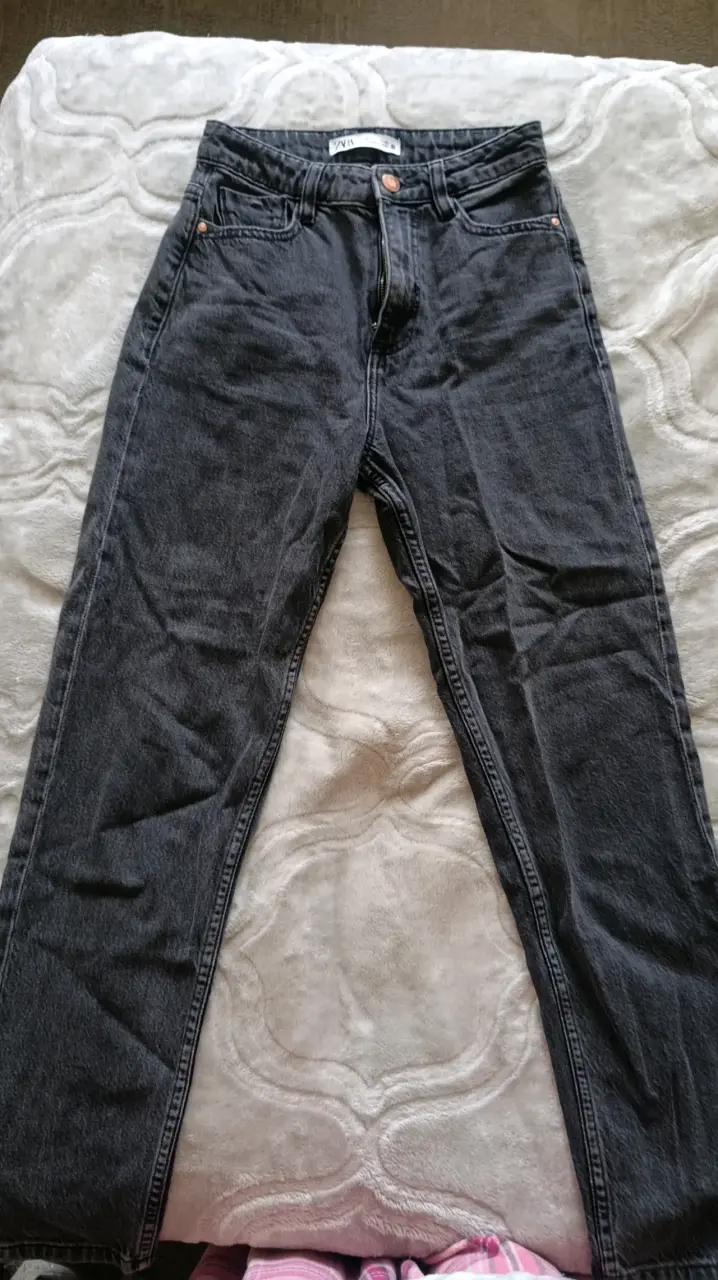 Mom Jeans Zara talla 34 - 2