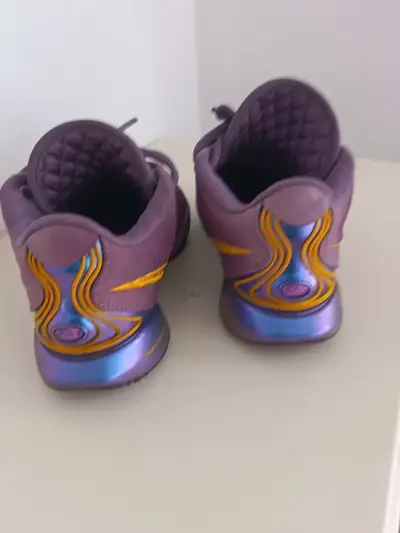 Zapatillas deportivas únicas en Chile - miniatura 1
