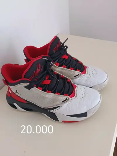 Zapatillas deportivas únicas en Chile - miniatura 6