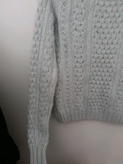 Suéter celeste pastel  mujer - miniatura 4