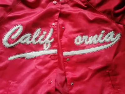 Chaqueta Bomber Roja Estilo California - miniatura 2
