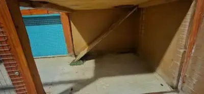 Casa de madera para mascotas con jaula adjunta - miniatura 2