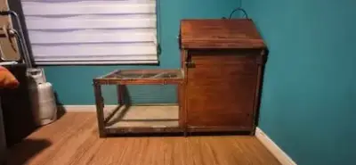 Casa de madera para mascotas con jaula adjunta - miniatura 4