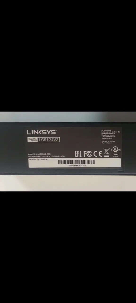 Switch Ethernet 24 Puertos Linksys LGS124 V2 - 2