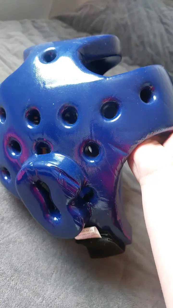 Casco protector azul para artes marciales - 1