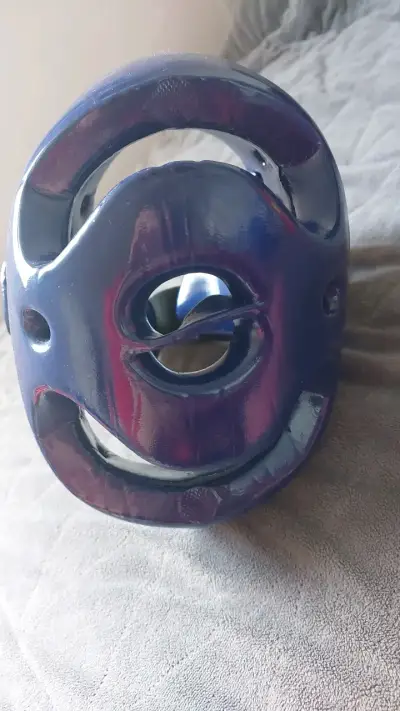 Casco protector azul para artes marciales - miniatura 4